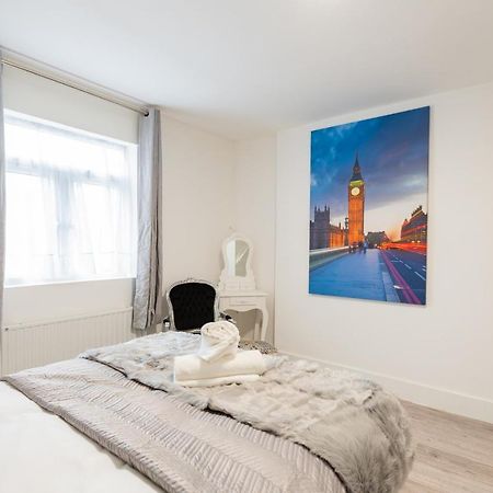 Large Studio Apartment 30 Mins To Oxford Street Лондон Экстерьер фото