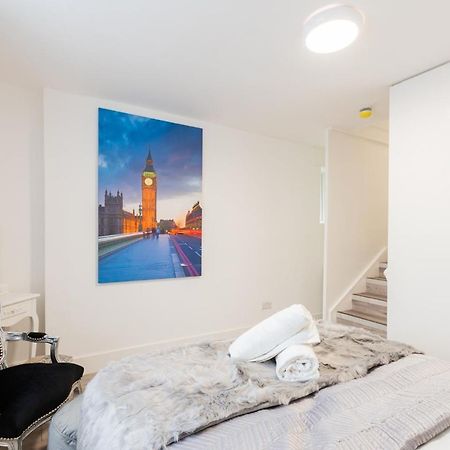 Large Studio Apartment 30 Mins To Oxford Street Лондон Экстерьер фото