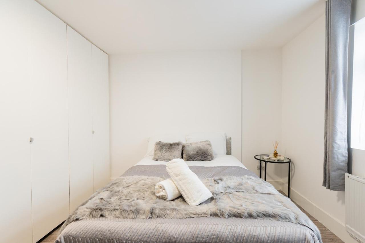 Large Studio Apartment 30 Mins To Oxford Street Лондон Экстерьер фото