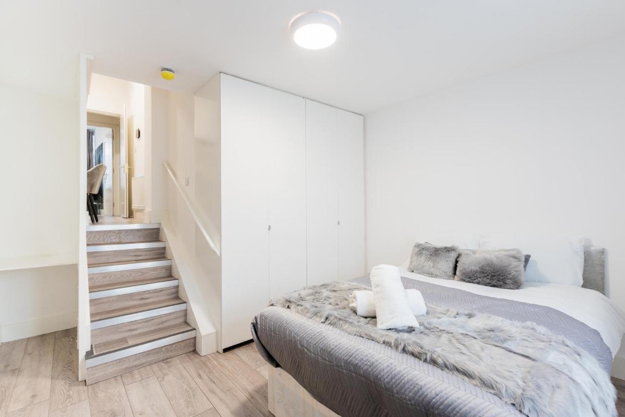 Large Studio Apartment 30 Mins To Oxford Street Лондон Экстерьер фото
